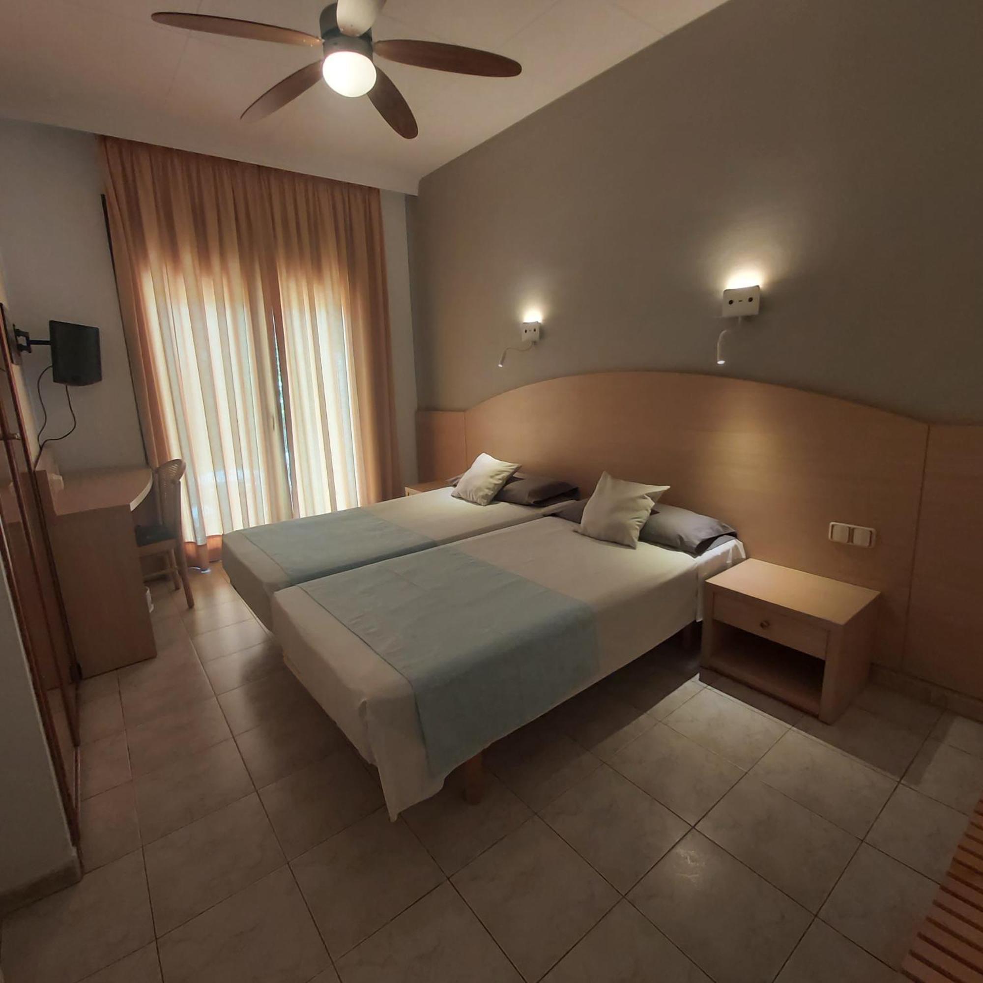Hotel Bonsol Льорет-де-Мар Экстерьер фото