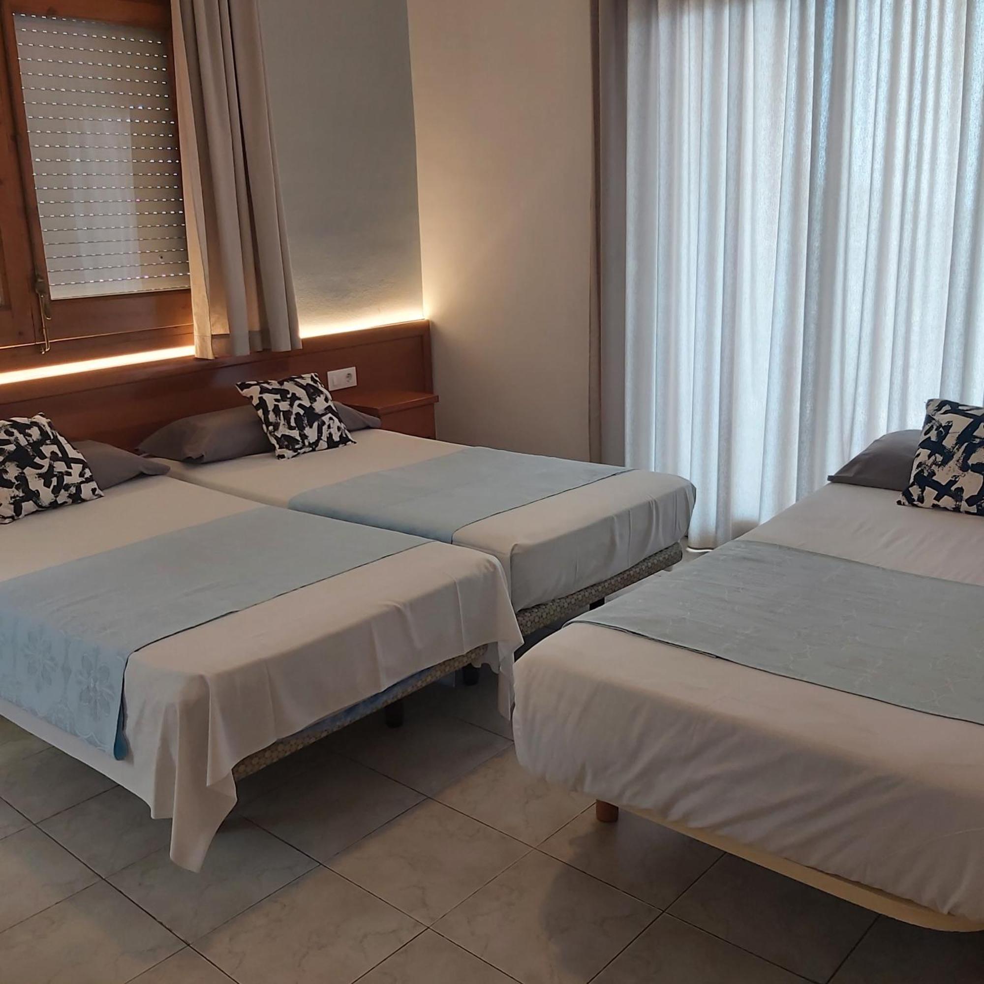 Hotel Bonsol Льорет-де-Мар Экстерьер фото
